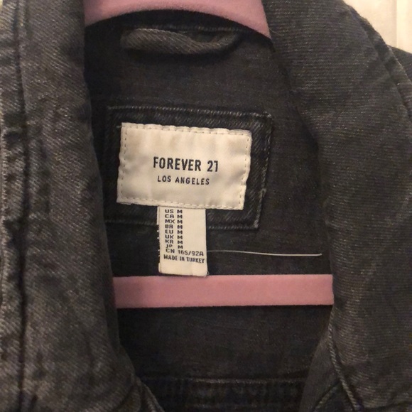 Faded black jean jacket - Picture 3 of 4